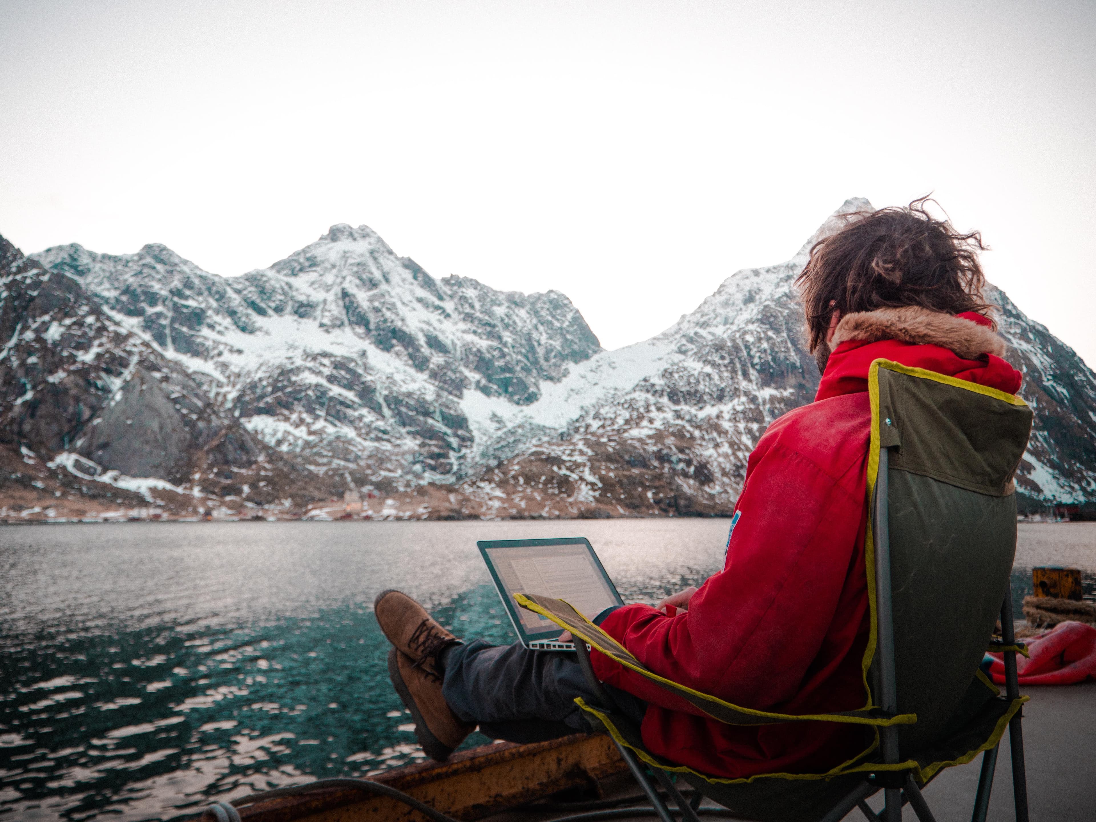 Arctic_Coworking_Lodge_Foto_Sylvain_Cochard_sylvaincochardphotographer_5df47e3a-0ef9-44c4-a99d-e282e8949021