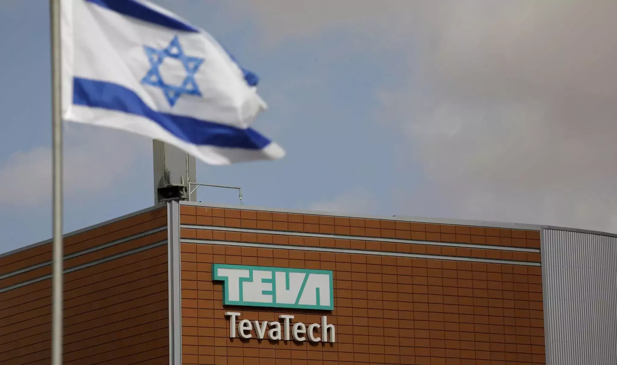 01-Teva.jpg